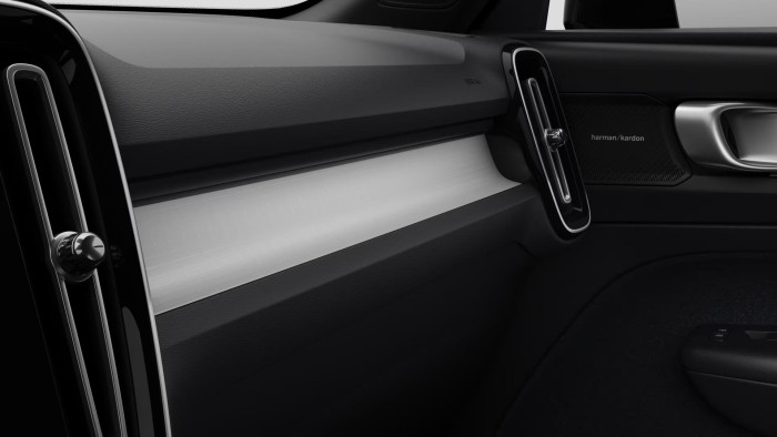 Volvo XC40 B4 AUT DARK ULTRA
