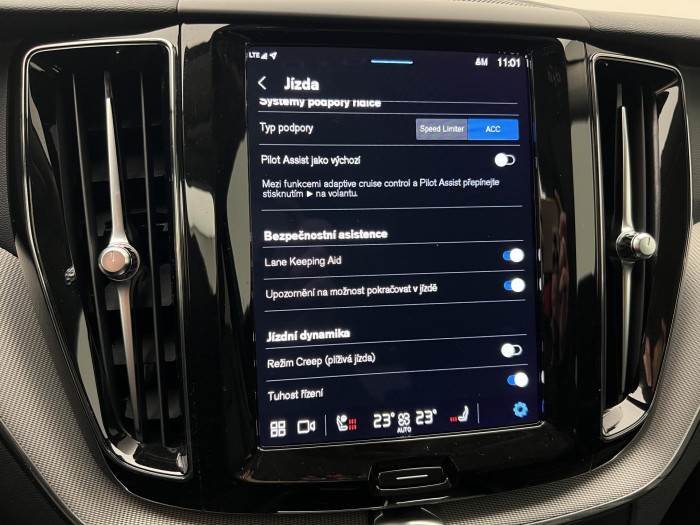 Volvo XC60 T6 AWD RECHARGE PLUS DARK AUT