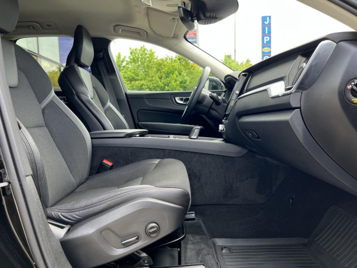 Volvo XC60 B4 AWD MOMENTUM Aut 1.maj. 2.0 Momentum