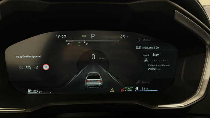 Lynk & Co 01 PHEV DCT AUT REZERVACE