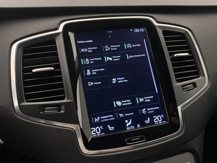 Volvo XC90 D5 AWD MOMENTUM AUT CZ 7míst 2.0 d Momentum
