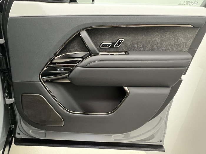 Land Rover Range Rover Sport P635 SV EDITION TWO REZERVACE 4.4 Edition