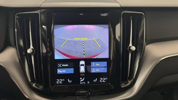 Volvo XC60 B4 AWD MOMENTUM AUT 2.0 Momentum