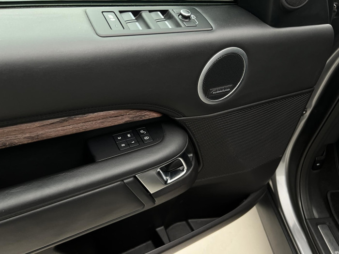 Land Rover Discovery 3.0 TDV6 HSE AWD 7MÍST AUT