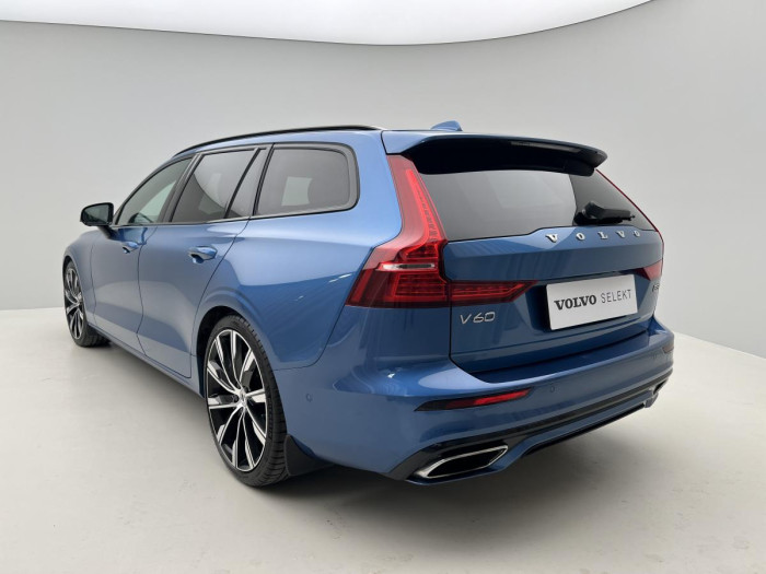 Volvo V60 B5 AWD R-DESIGN AUT 1.maj.