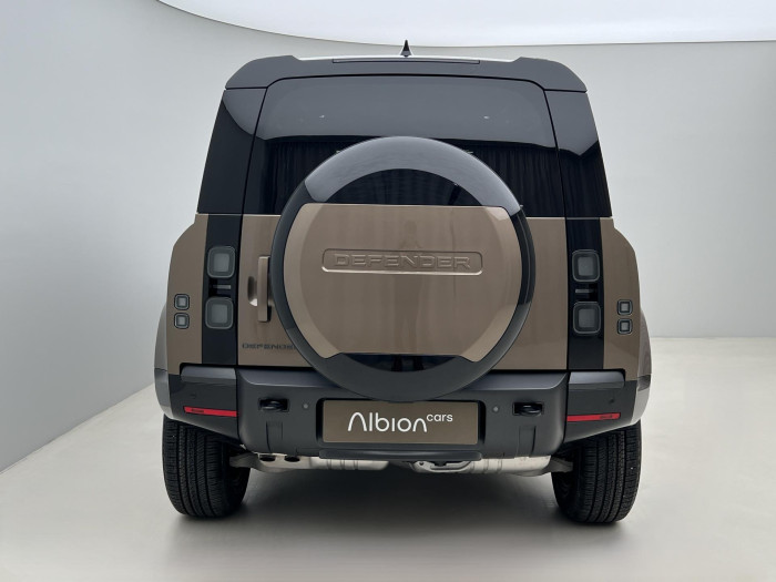 Land Rover Defender 110 D250 X-DYNAMIC SE AWD Aut 3.0 d Dynamic SE