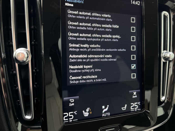 Volvo XC40 T3 MOMENTUM 1.maj. 1.5 Momentum