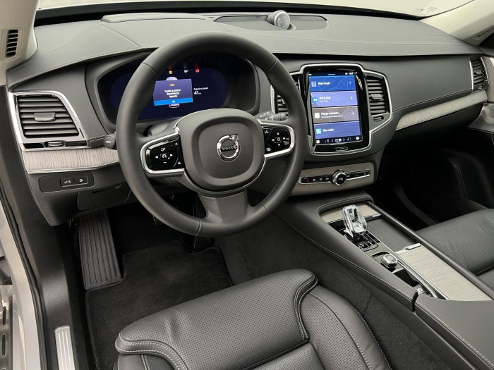 Volvo XC90 T8 AWD RECHARGE ULTRA DARK AUT