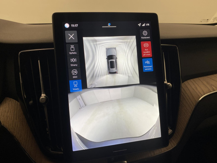 Volvo XC60 B5 AWD AUT DARK PLUS