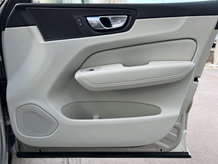 Volvo XC60 T6 AWD RECHARGE INSCRIPTION