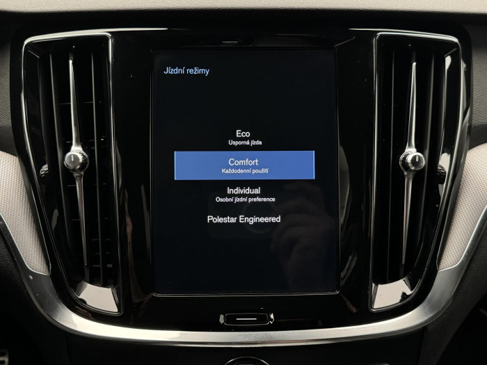 Volvo V60 T6 AWD R-DESIGN POLESTAR