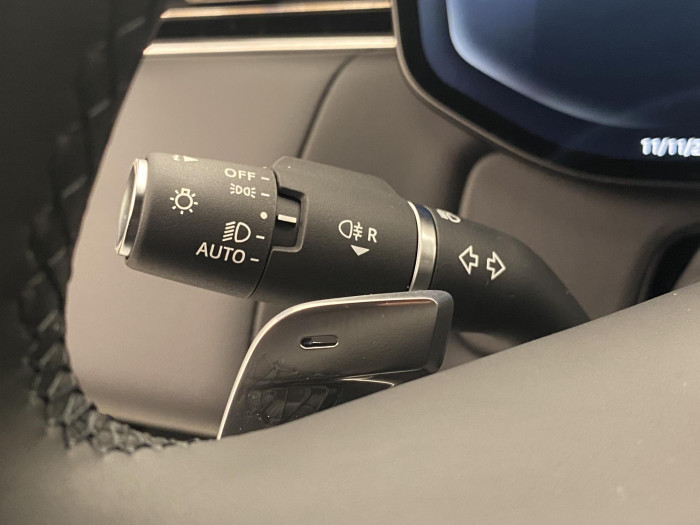 Land Rover Range Rover Sport D300 DYNAMIC SE AWD REZERVACE 3.0 d Dynamic SE