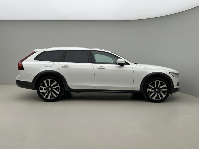 Volvo V90 CC B5 AWD PRO AUT CZ 2.0 CC CC