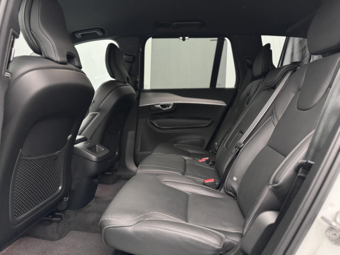 Volvo XC90 B5 AWD DARK PLUS CZ 7 míst