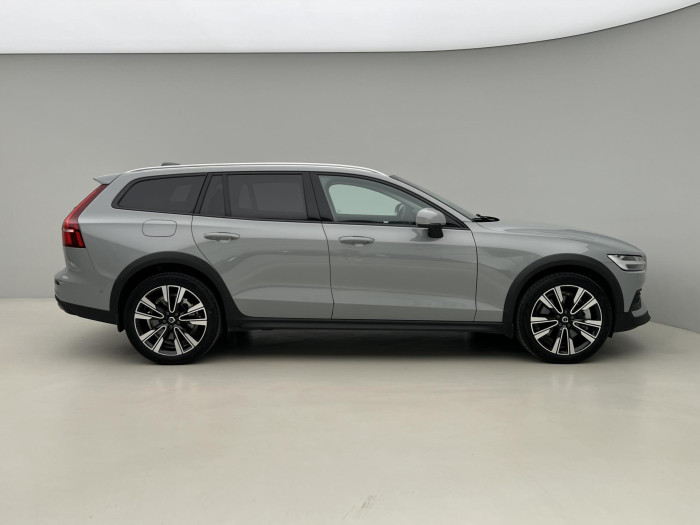 Volvo V60 CC B5 AWD PLUS BRIGHT AUT