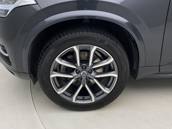 Volvo XC90 D5 AWD MOMENTUM AUT CZ 2.0 d Momentum