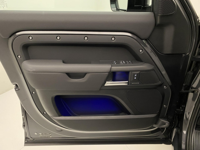 Land Rover Defender 110 HARD TOP D250 X-DYNAMIC SE 3.0 d Dynamic SE