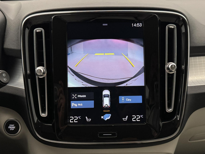 Volvo XC40 T3 MOMENTUM CZ 1.5 Momentum