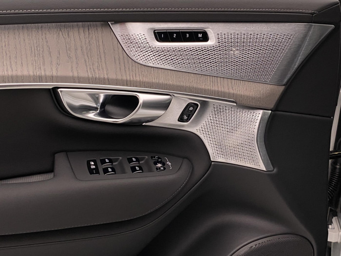 Volvo XC90 T8 AWD RECHARGE BRIGHT PLUS 7m
