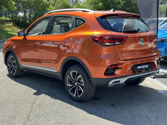 MG ZS EXCLUSIVE AUT. SKLADEM 1.0 Exclusive