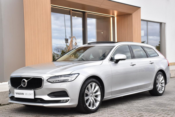 Volvo V90 T4 MOMENTUM REZERVACE 2.0 Momentum