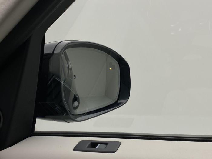 Land Rover Discovery SD6 HSE AWD AUT REZERVACE