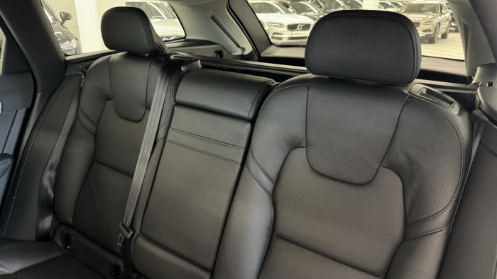 Volvo V90 B4 MOMENTUM PRO AUT 2.0 Momentum
