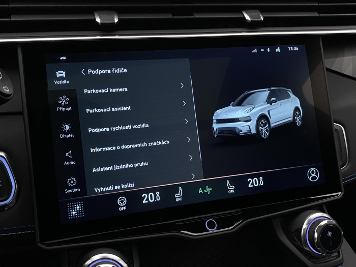 Lynk & Co 01 PHEV DCT AUT 1.maj REZERVACE