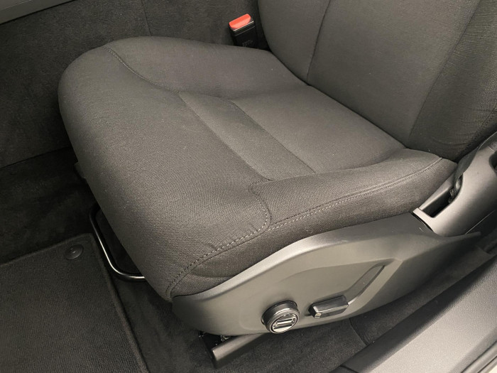 Volvo XC60 B4 AWD MOMENTUM AUT CZ 2.0 Momentum