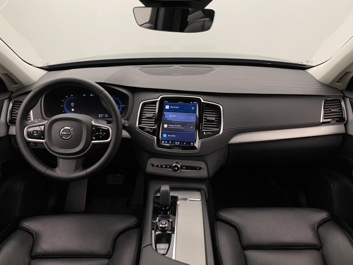 Volvo XC90 T8 AWD RECHARGE PLUS DARK AUT