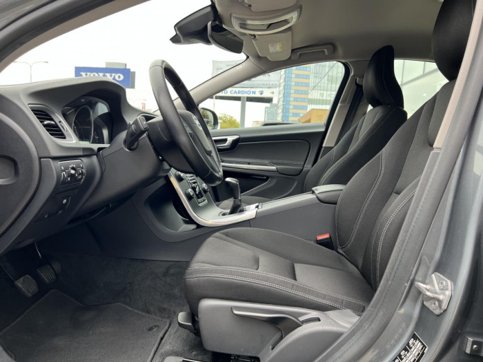 Volvo S60 D2 NAVIGACE 2.0 d