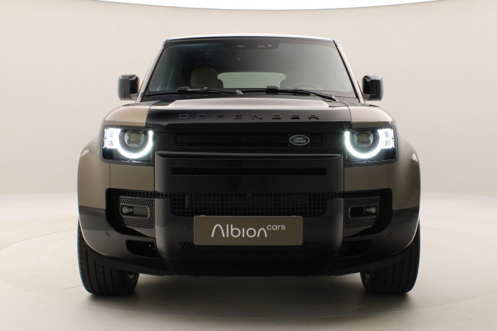 Land Rover Defender 110 D300 X AWD REZERVACE 3.0 d