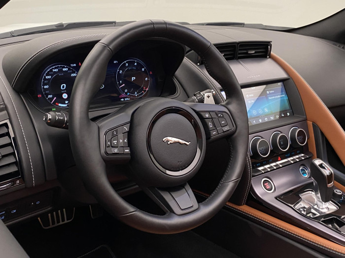 Jaguar F-Type P450 R-DYNAMIC AUT REZERVACE 5.0 Dynamic