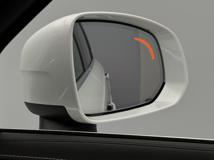 Volvo XC90 T8 AWD RECHARGE REZERVACE