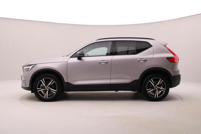 Volvo XC40 B3 DARK PLUS AUT CZ