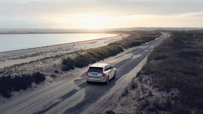 Volvo XC90 B5 AWD AUT BRIGHT PLUS 7míst