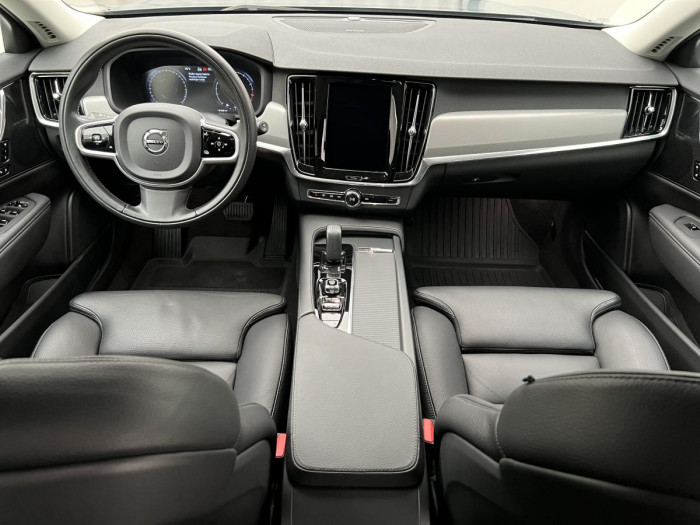 Volvo V90 B4 MOMENTUM AUT 1.maj. 2.0 Momentum