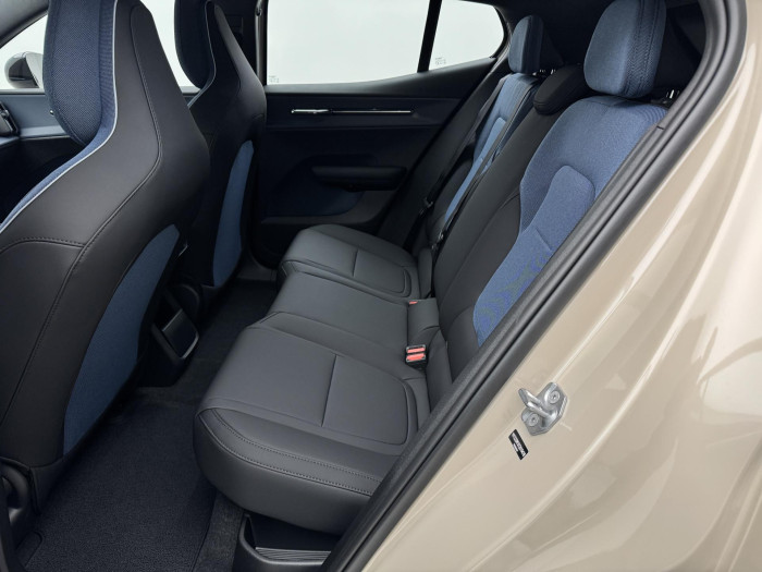 Volvo EX30 PURE ELECTRIC SINGLE PLUS