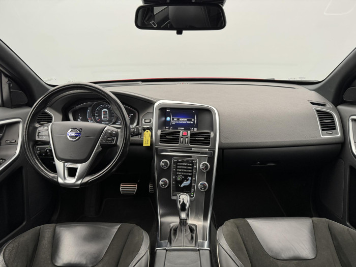 Volvo XC60 D4 AWD R-DESIGN AUT 2.4 d