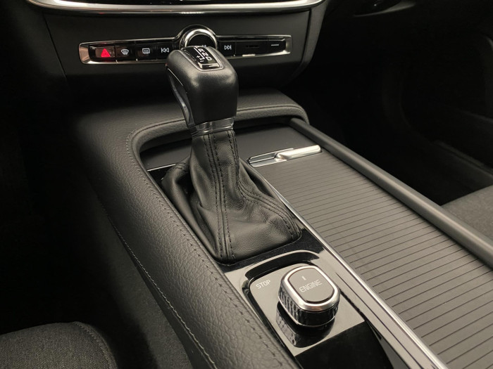 Volvo V90 T5 MOMENTUM AUT 2.0 Momentum