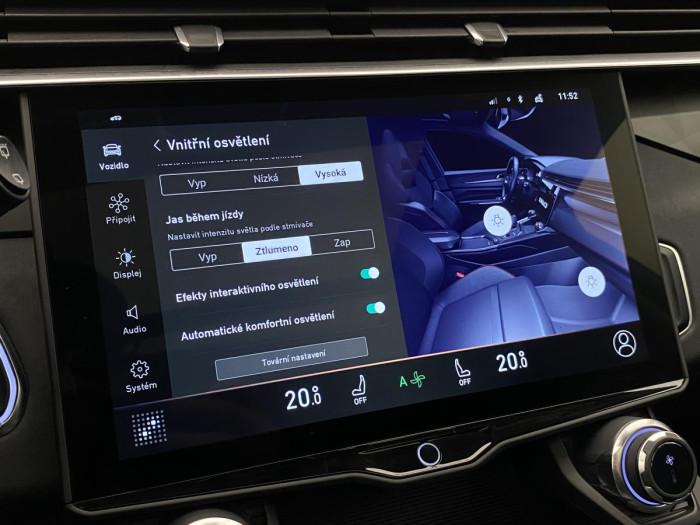 Lynk & Co 01 PHEV DCT AUT REZERVACE