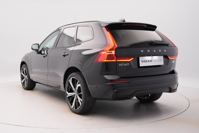 Volvo XC60 T6 AWD PLUS DARK RECHARGE