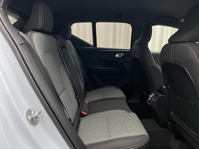 Volvo XC40 B3 CORE AUT CZ 1.maj.