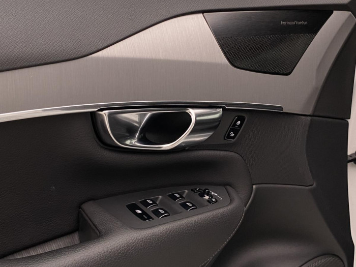 Volvo XC90 B5 AWD MOMENTUM REZERVACE 2.0 Momentum