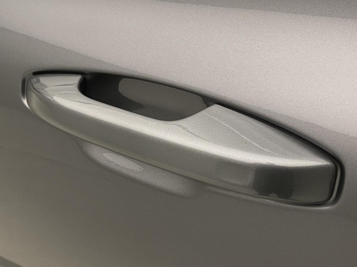 Volvo V60 B4 MOMENTUM AUT REZERVACE 2.0 Momentum