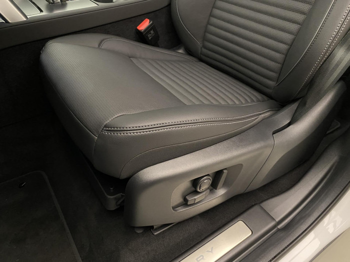 Land Rover Discovery Sport D200 DYNAMIC SE AWD AUT 2.0 d Dynamic SE