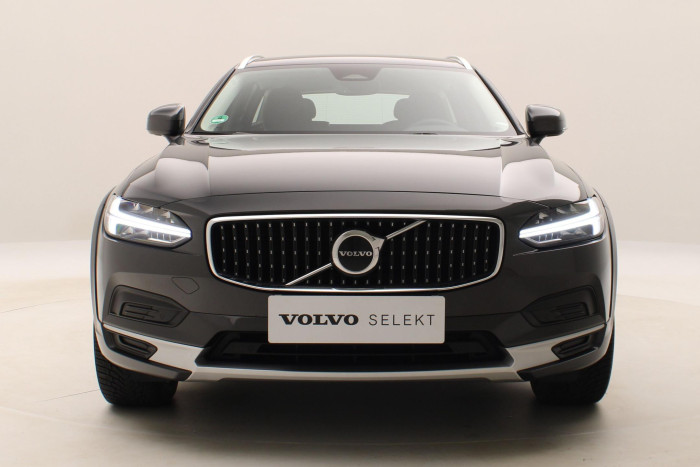 Volvo V90 CC B4 AWD PLUS AUT CZ 1.maj.