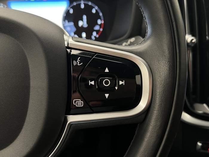 Volvo V60 B4 MOMENTUM AUT 2.0 Momentum