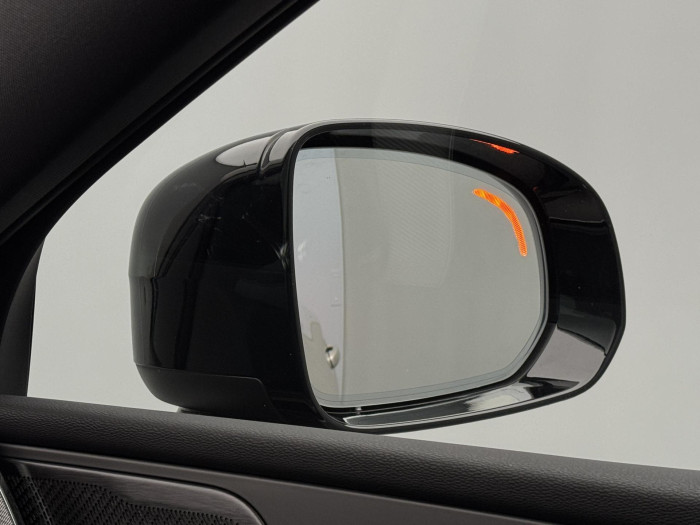 Volvo XC60 B5 AWD DARK PLUS