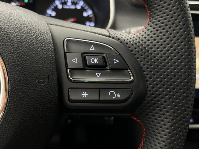 MG ZS 1.5 ESSENTIAL PLUS CZ